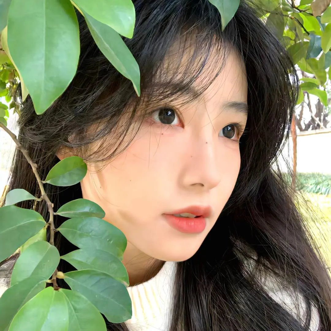 播音台的姊妹花